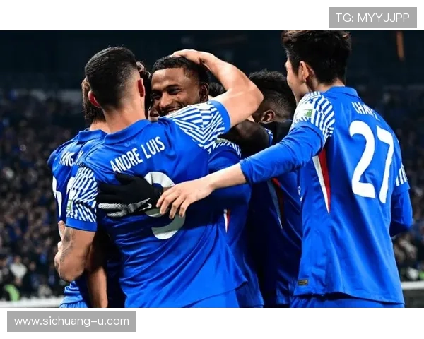 主场加时绝杀点燃全场气氛 球迷激情欢呼直到深夜